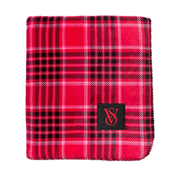 VS sherpa blanket new Christmas - Picture 3 of 3